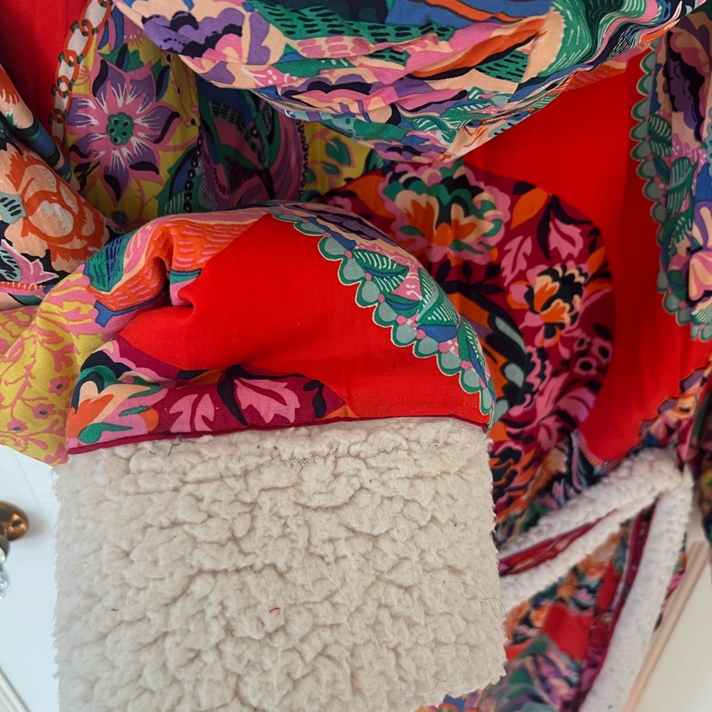 Anthropologie Sherpa bathrobe - Picture 4 of 4